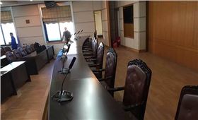 雙八寸線陣音箱組成會議室音響系統(tǒng)【爵士龍】