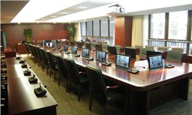 為什么越來越多人選擇手拉手會議系統【爵士龍】