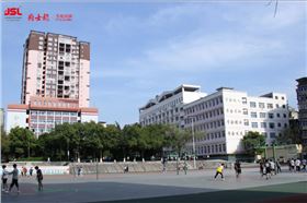 四川省南部縣第二中學選用爵士龍雙十線陣音箱系統(tǒng)【JSL爵士龍擴聲系統(tǒng)案例】