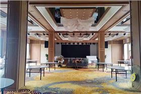 威海市藍湖賓館選用爵士龍GL有源線陣音響產品