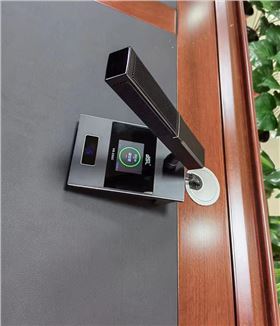 鄭州鐵路局報告廳搭建完成并投入使用 【爵士龍專業音響設備】