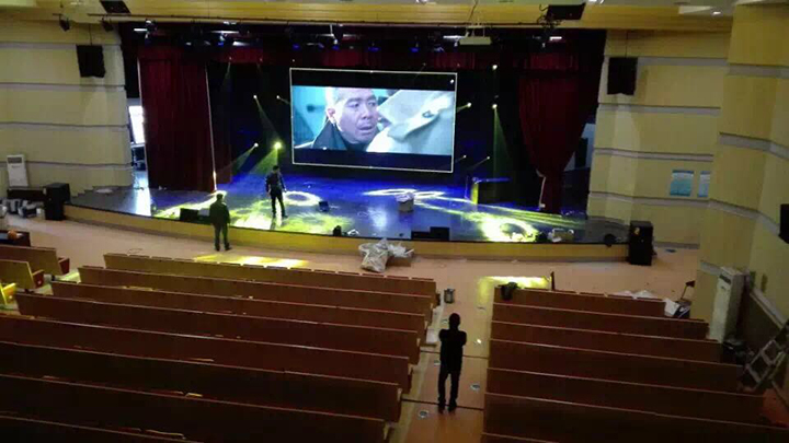 爵士龍全套專業(yè)舞臺音響設(shè)備