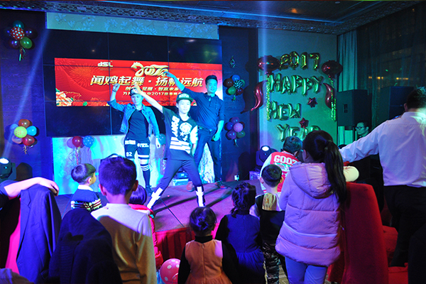 舞蹈《青春修練手冊》