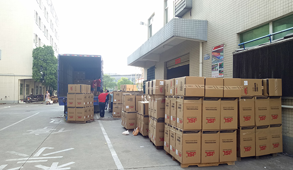 爵士龍500套舞臺(tái)音響設(shè)備整裝待發(fā)【湖南懷化】