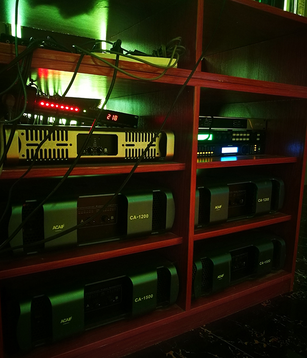 ACAIF專(zhuān)業(yè)音響系統(tǒng)為緬甸-佤邦SOS酒吧開(kāi)啟嶄新娛樂(lè)體驗(yàn)