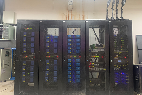 四川宜賓外語大學多功能劇院選用線陣音箱系統【萬昌企業】