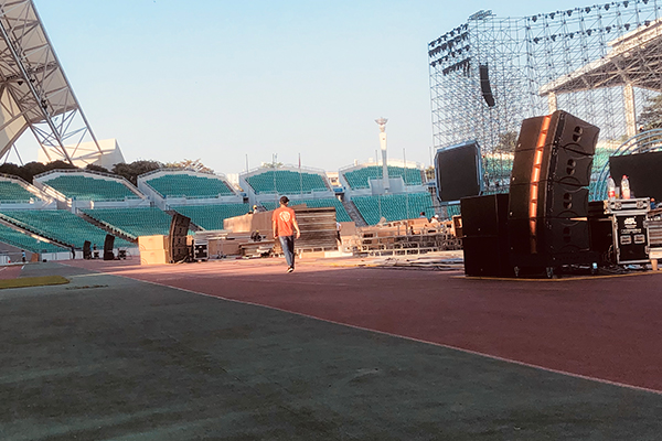 第六屆中國國際“互聯(lián)網(wǎng)+”大學(xué)生創(chuàng)新創(chuàng)業(yè)大賽選用爵士龍線陣音箱系統(tǒng)