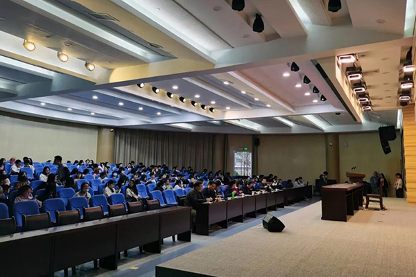 爵士龍K系列音箱應(yīng)用于湖北漢江師范學(xué)院多功能報(bào)告廳