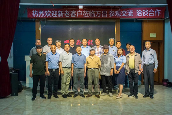 【畫作欣賞】藝術(shù)源自生活,著名畫家王立慶教授為萬昌創(chuàng)作寫意畫作