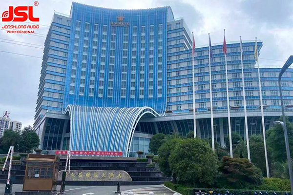 JSL雙十線陣應用于南充豪威益國際酒店