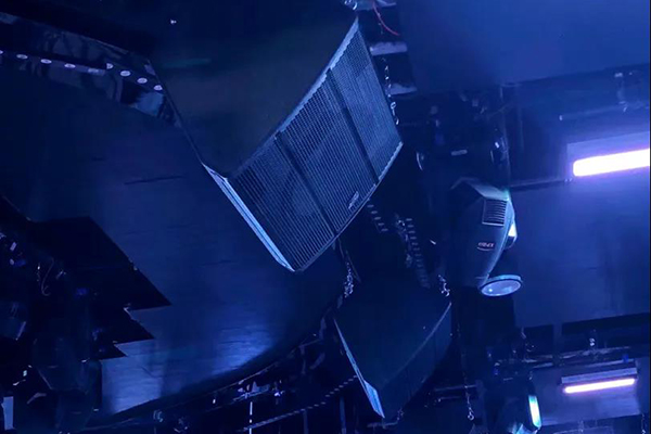 萬昌ACAIF高效助力泉州瘋狂熊貓酒吧,打造頂級視聽體驗!