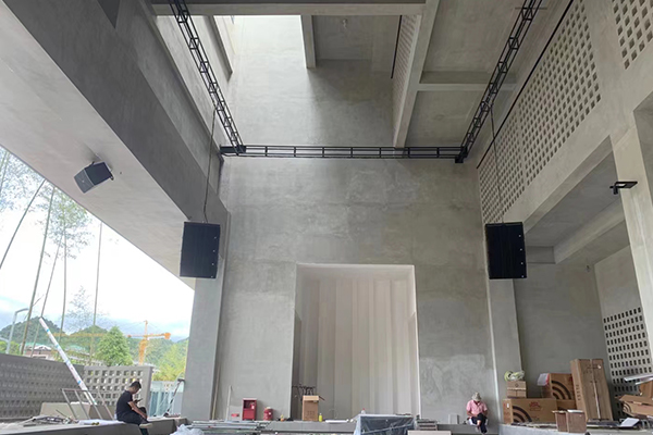 貴州安順市黃果樹風(fēng)景區(qū)某酒店選用JSL爵士龍專業(yè)音響設(shè)備