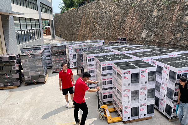 巴西客戶定制350套有源線陣順利出貨