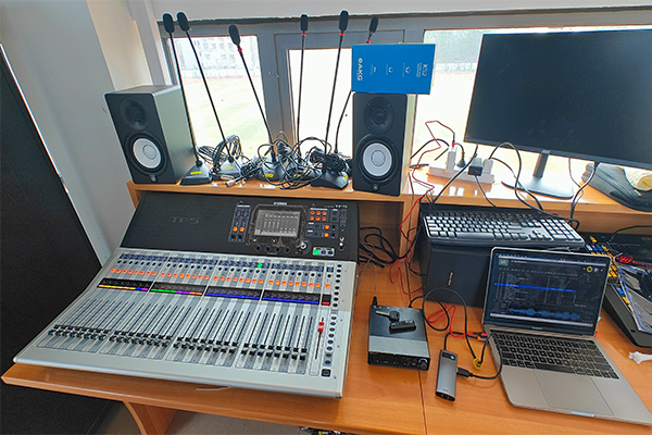 JSL爵士龍專業(yè)音響助陣開(kāi)封文化藝術(shù)職業(yè)學(xué)院風(fēng)雨操場(chǎng)