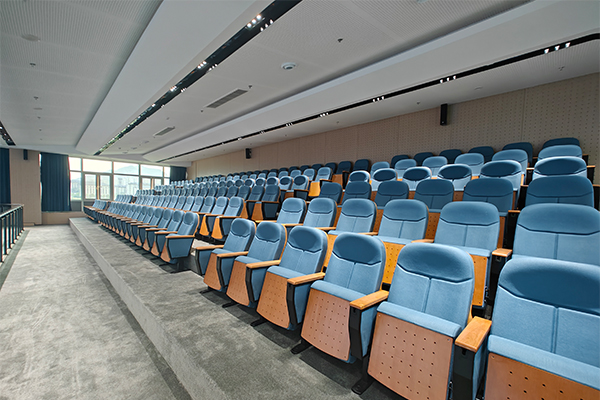 爵士龍音響助陣某高校教師活動中心