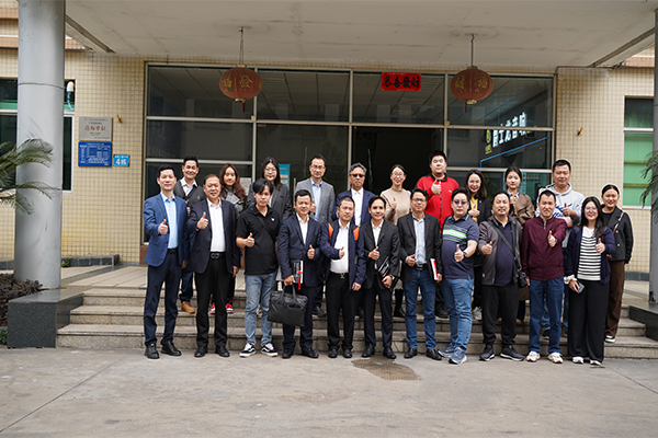 攜手共拓東盟市場(chǎng)——越南客戶參觀爵士龍音響生產(chǎn)基地