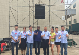 非洲客戶對爵士龍線陣音響系統(tǒng)興致盎然 贊不絕口 非洲客戶對爵士龍線陣音響系統(tǒng)興致盎然 贊不絕口